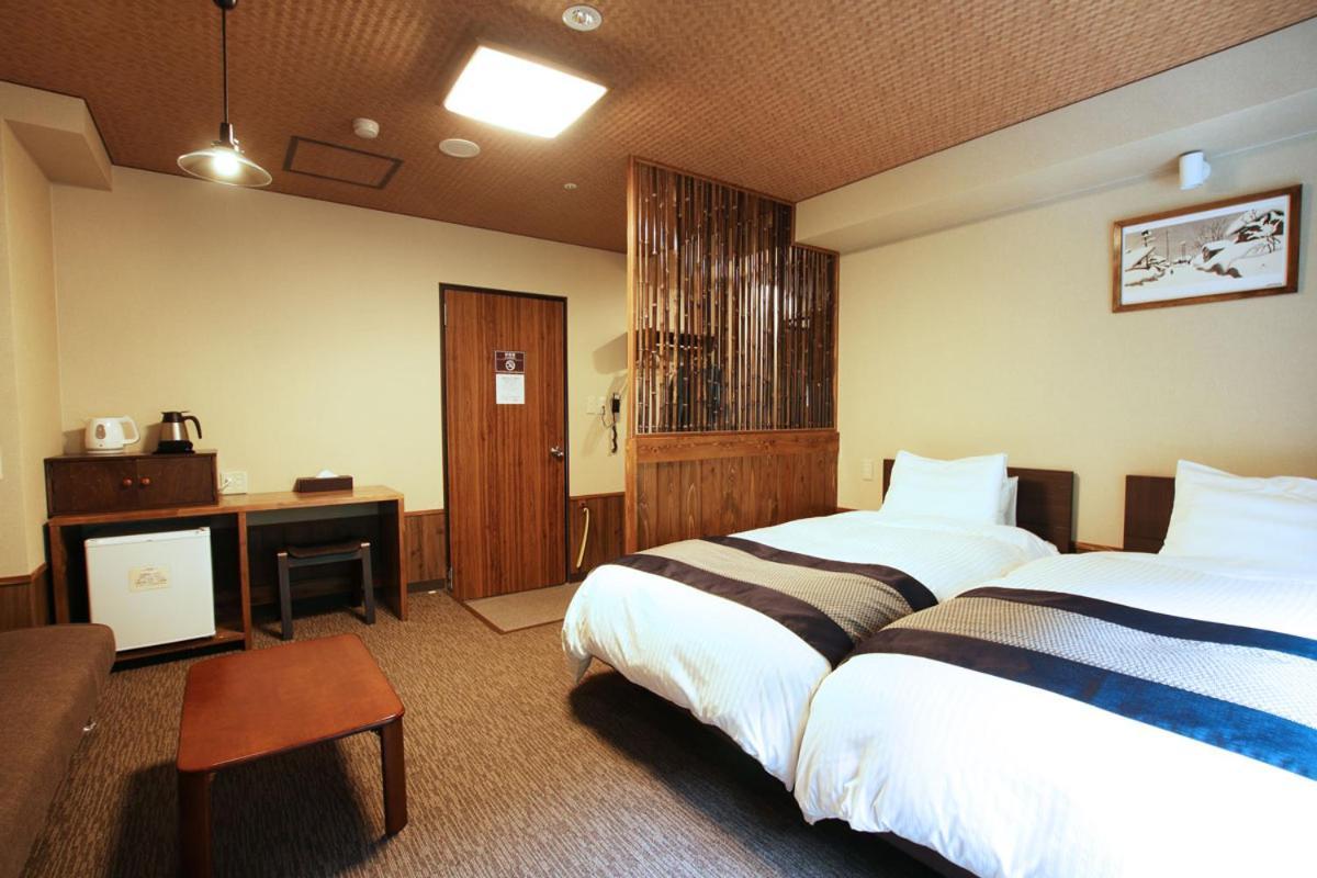 Kutsurogijuku Chiyotaki Hotel Айдзувакамацу Екстериор снимка